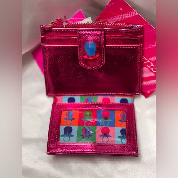 NWT Betsey Johnson x Ring Pop Limited Edition Fuschia Candy wallet - Picture 4 of 7